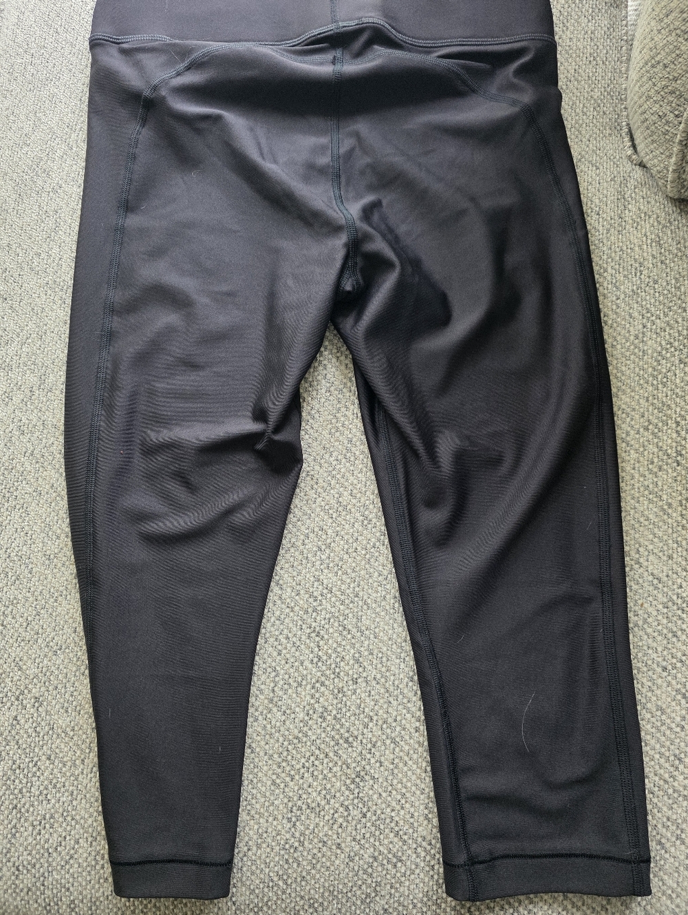 Under Armour Black Performance Cropped Leggings - Picture 5 of 5